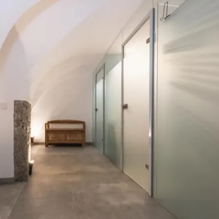 Luxury Classic And Modern House Solnohrad
